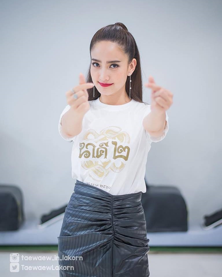 Tổng hợp loạt clip hot của sao Thái trên mạng xã hội ngày 04/10