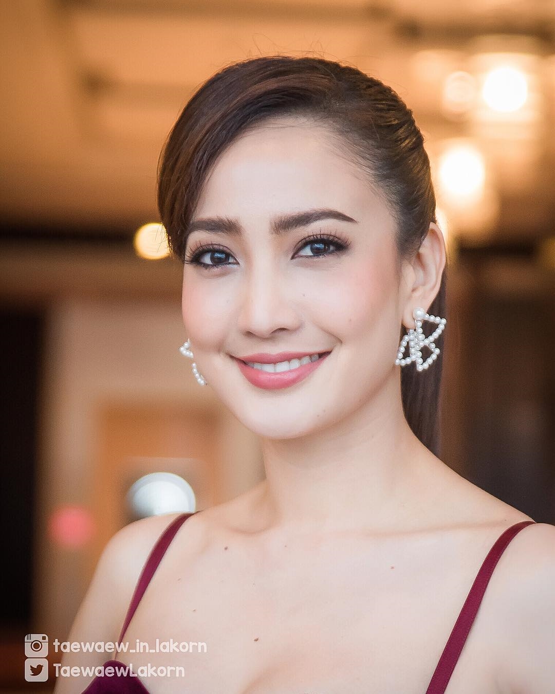 James Jirayu & Taew Natapohn gặp lại trong sự kiện mới