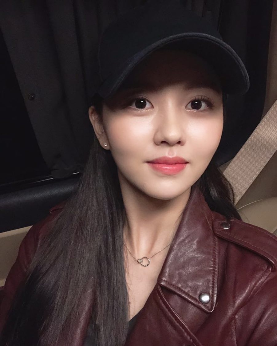 Điểm tin sao Hàn trên mạng xã hội ngày 26/10