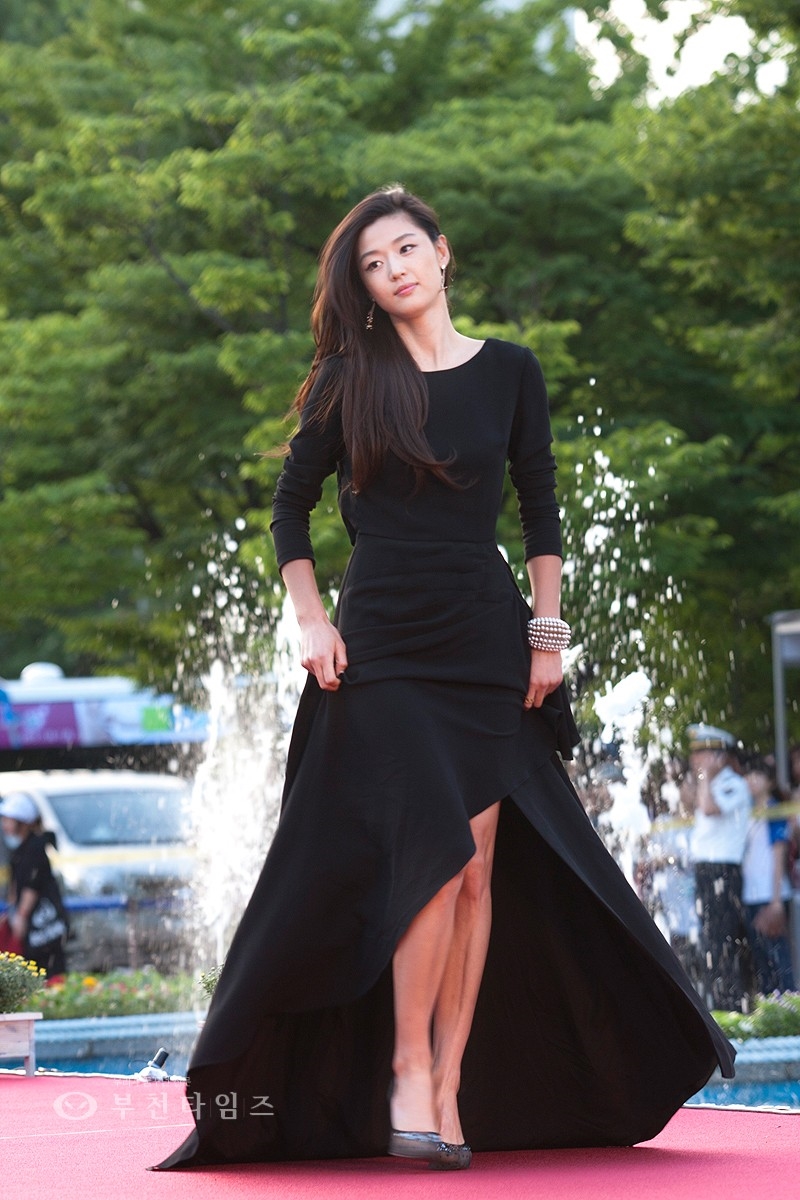 Jun Ji Hyun - Nữ thần độc nhất vô nhị không thể thay thế của Hàn Quốc