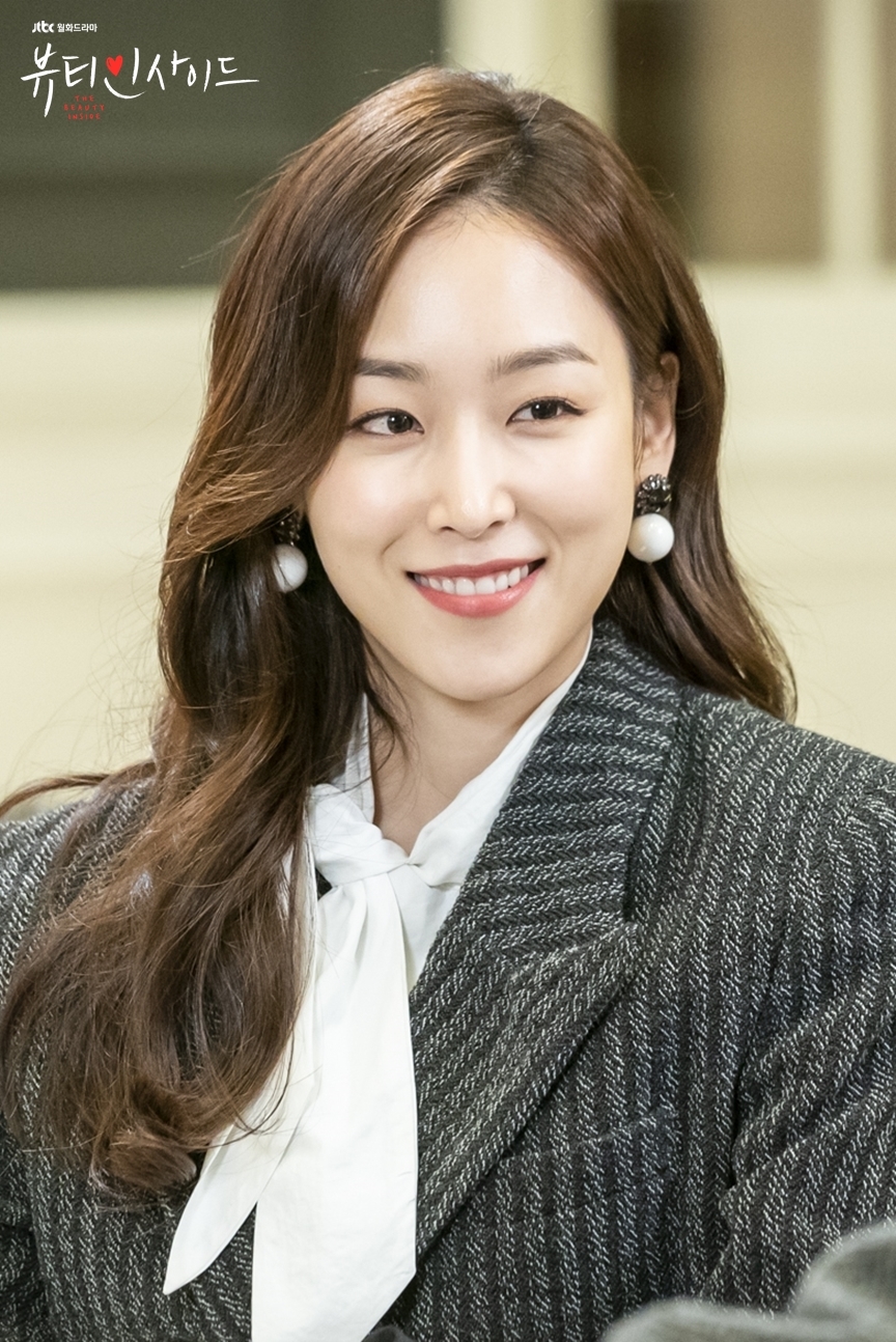 Lee Min Ki - Seo Hyun Jin thể hiện tài hôn trong 'Beauty Inside'