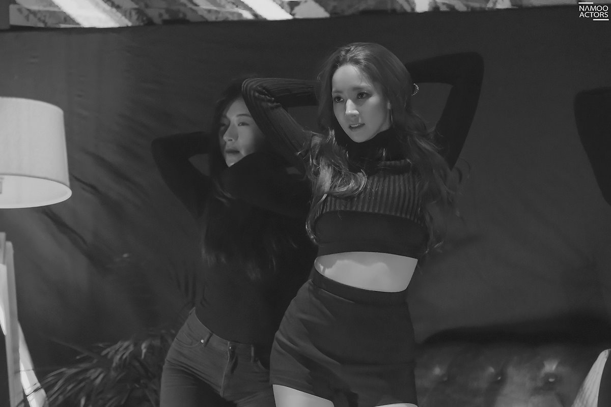 Park Min Young khoe vẻ đẹp nữ thần trong Fanmeeting