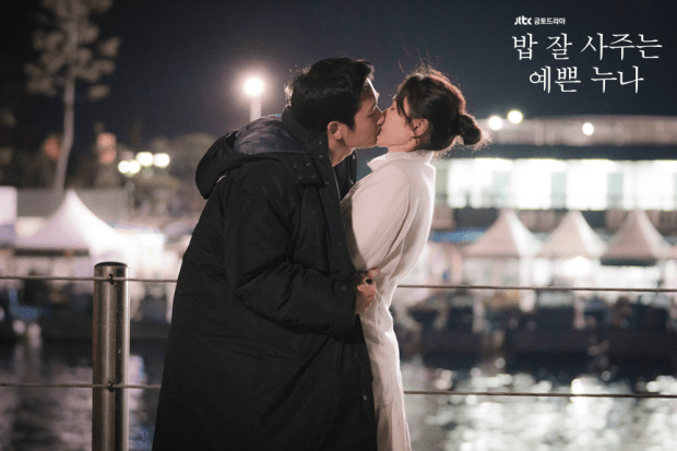 Những cảnh hôn nóng bỏng mắt trên drama đài cáp Hàn Quốc