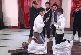 Clip hoa Hoa ngữ 06/11: Địch Lệ Nhiệt Ba tái xuất sau scandal Kim Ưng