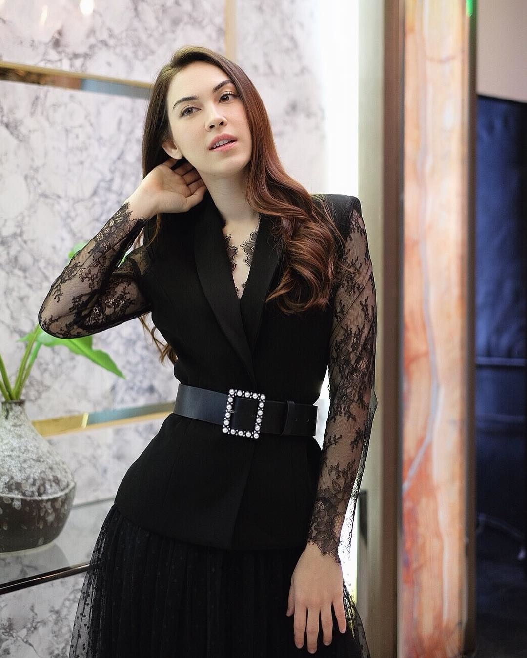 'Vì sao đưa anh tới' bị lùi lịch chiếu vì scandal của Matt Peeranee?