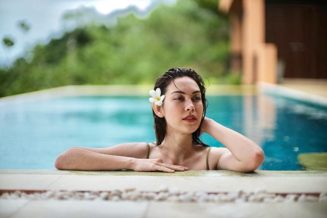 'Vì sao đưa anh tới' bị lùi lịch chiếu vì scandal của Matt Peeranee?