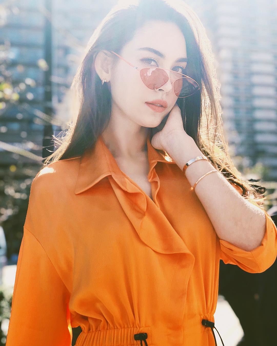 'Vì sao đưa anh tới' bị lùi lịch chiếu vì scandal của Matt Peeranee?