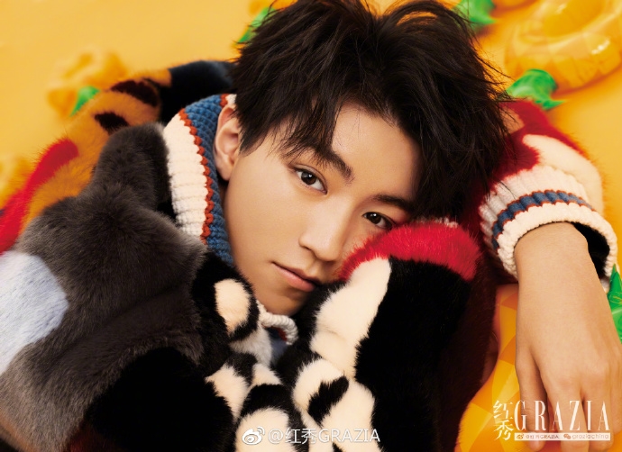Clip hot Hoa ngữ 13/11: AngelaBaby đẹp xuất sắc dù bị quay lén