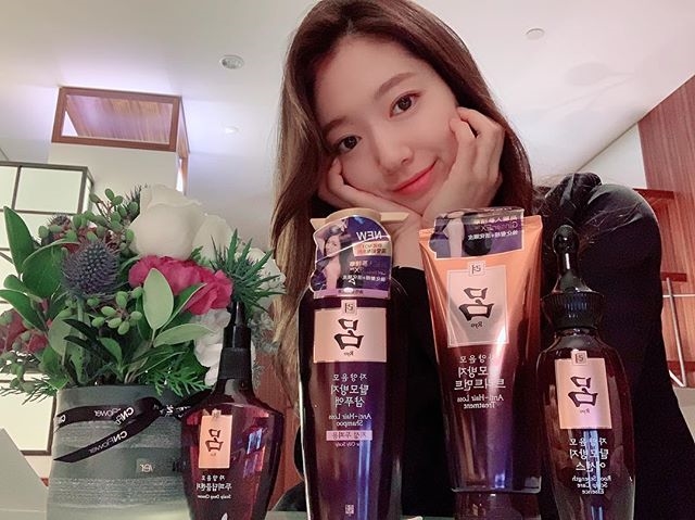 Điểm tin sao Hàn trên mạng xã hội ngày 14/11