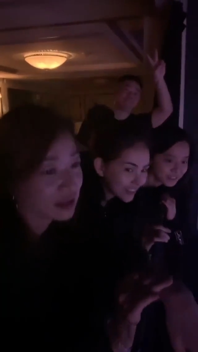 Clip hot Hoa ngữ 17/12: Triệu Vy - Tô Hữu Bằng tái ngộ