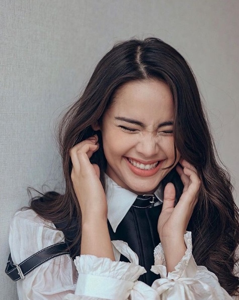 Tuyển tập những 'nụ cười tỏa nắng' trong showbiz Thái