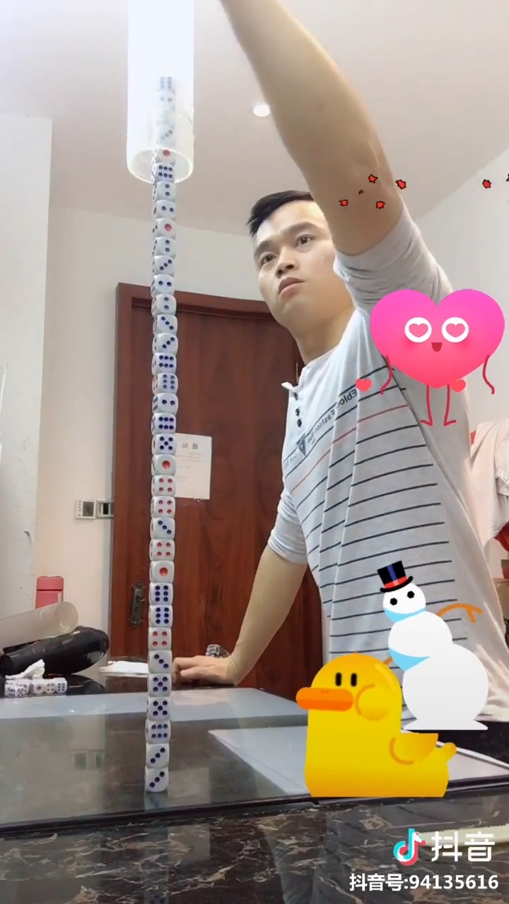 Clip hài gây bão 11/01: Thần bài là có thật