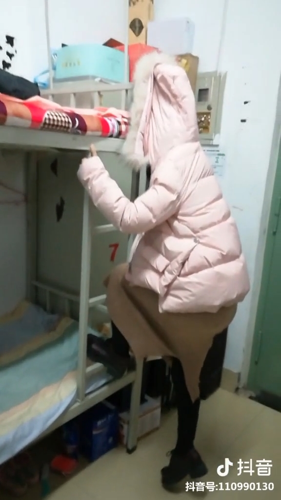 Clip hot gây bão mạng 13/01: Nỗi niềm đồ ấm ngày đông