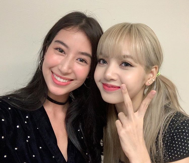 Loạt topstar hàng đầu Thái lũ lượt kéo nhau đi xem concert Black Pink