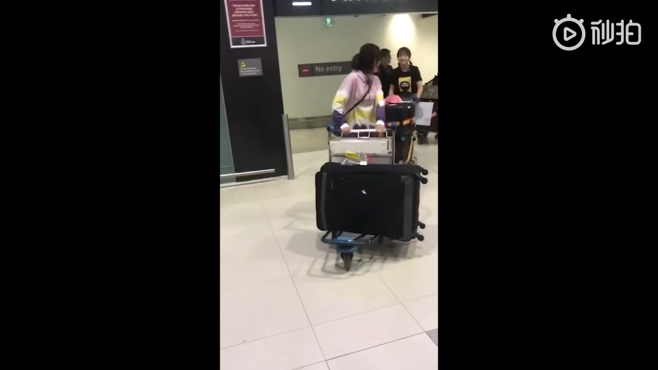 Clip hot Hoa ngữ 22/01: Tỉnh Bách Nhiên - Nghê Ni 'nối lại tình xưa'