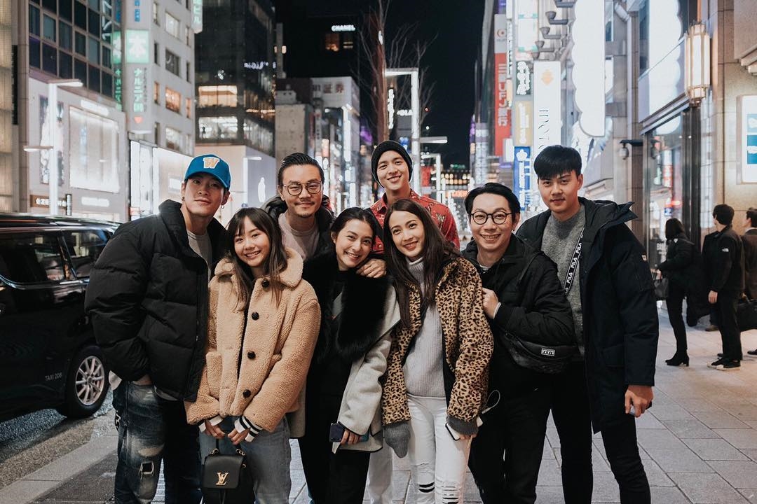 James Jirayu thân thiết với bạn trai Natapohn khiến fan thích thú