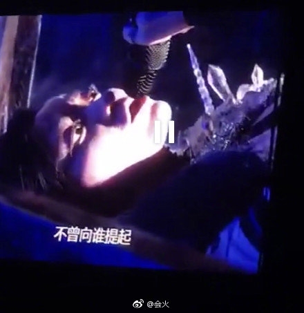 Clip hot sao Cbiz 29/01: Lâm Tâm Như gây bão vì tạo hình cổ trang mới
