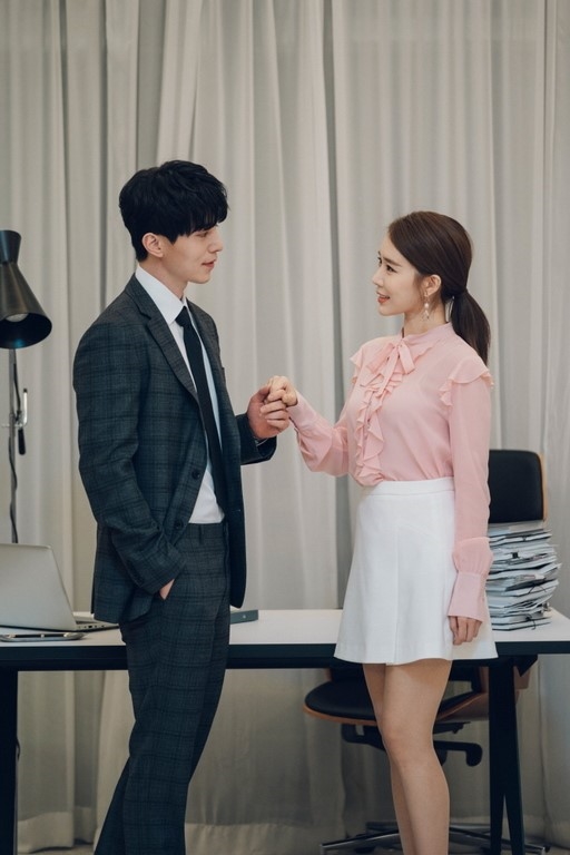 3 lý do nhất định phải xem phim mới 'Touch Your Heart'