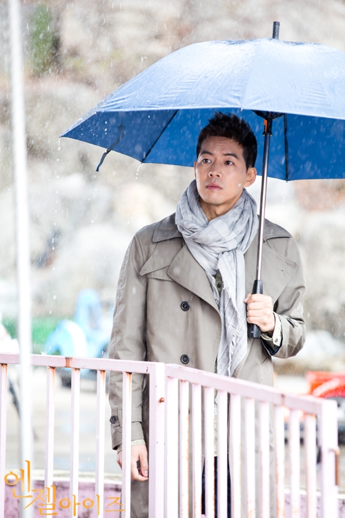 Những nam chính chung tình “hiếm có khó tìm” trong drama Hàn
