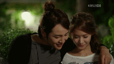 7 drama Hàn mang hơi hướng “tình đầu không quên” đáng xem nhất