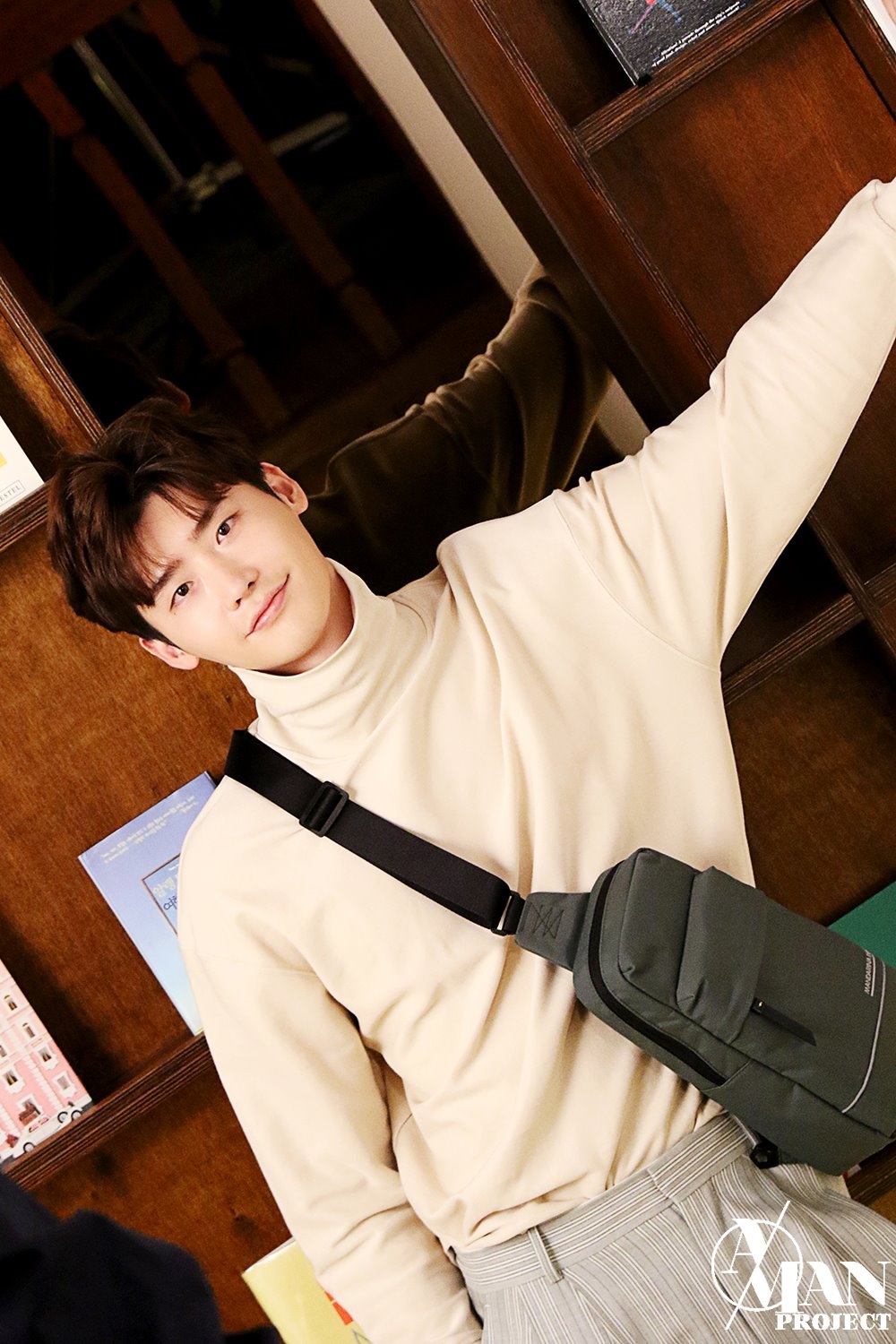 Lee Jong Suk xác nhận nhập ngũ đầu tháng 3 này