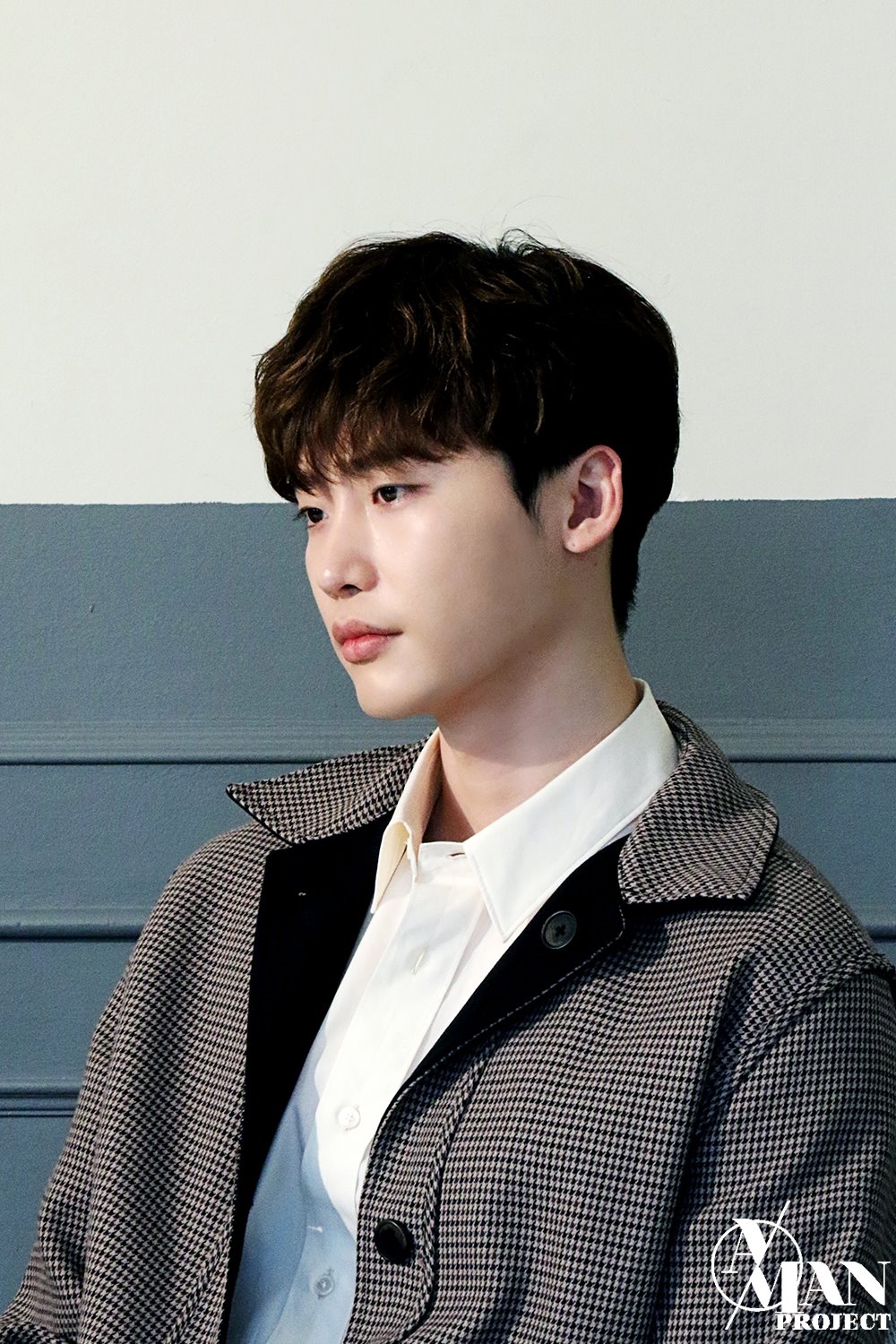 Lee Jong Suk xác nhận nhập ngũ đầu tháng 3 này