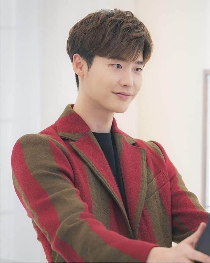 Lee Jong Suk xác nhận nhập ngũ đầu tháng 3 này