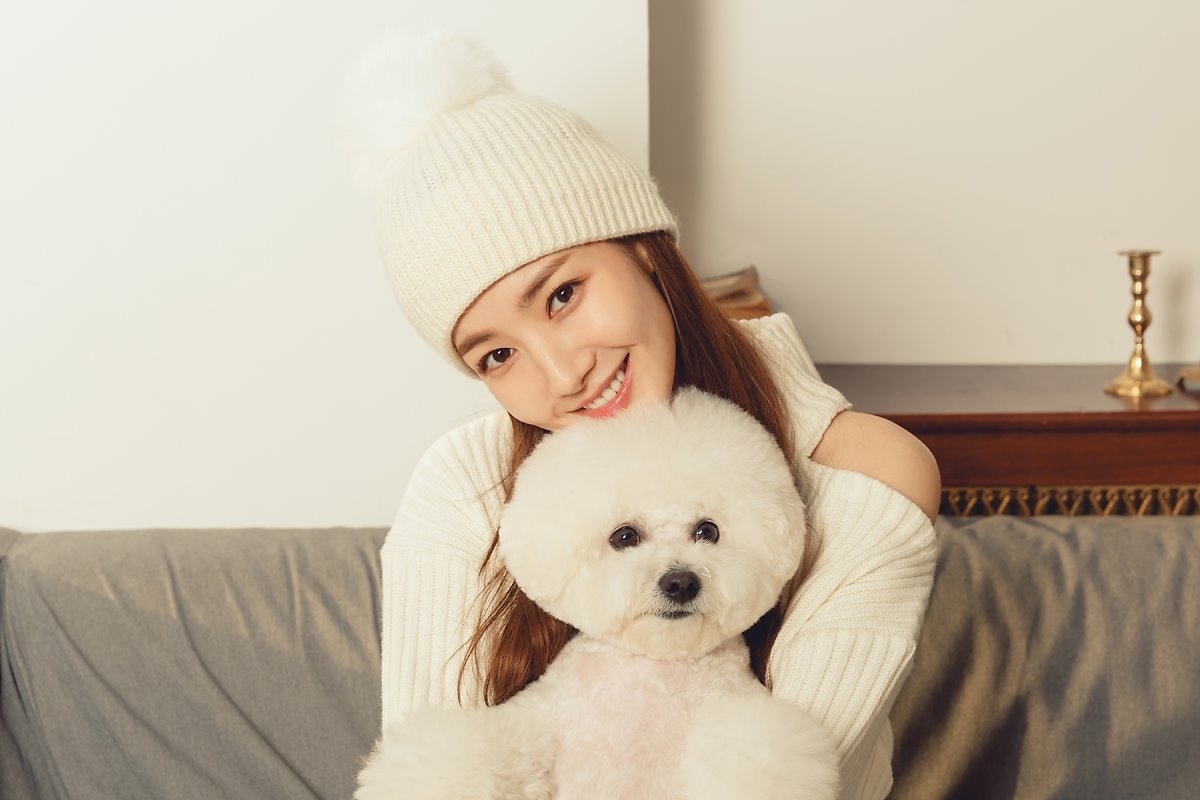 Chào tuổi mới 33, Park Min Young tung bộ ảnh trẻ đẹp xinh tươi