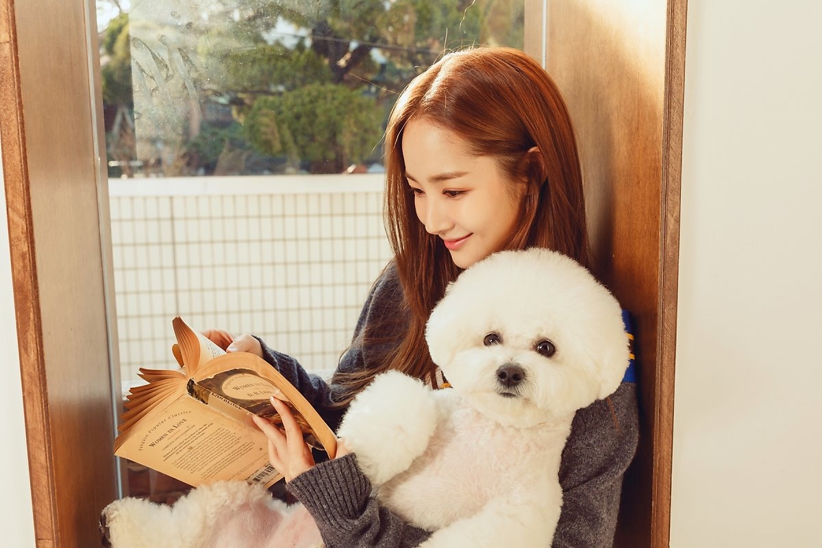 Chào tuổi mới 33, Park Min Young tung bộ ảnh trẻ đẹp xinh tươi