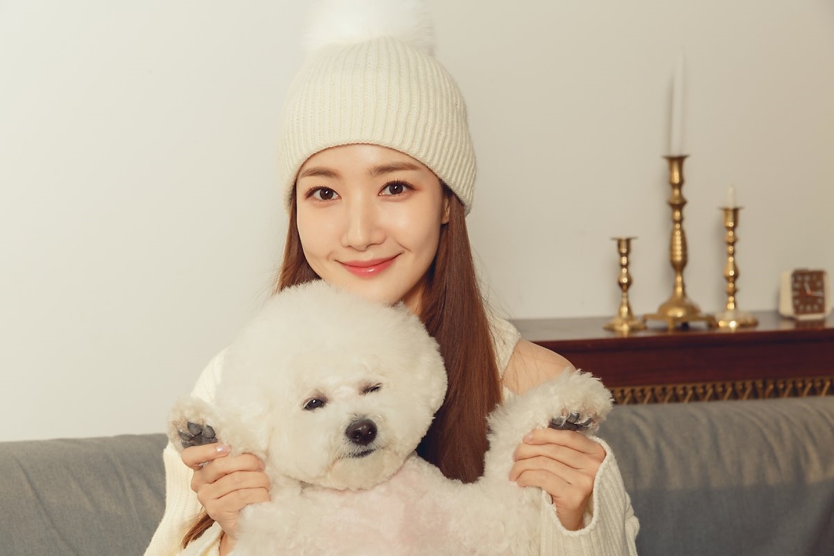 Chào tuổi mới 33, Park Min Young tung bộ ảnh trẻ đẹp xinh tươi