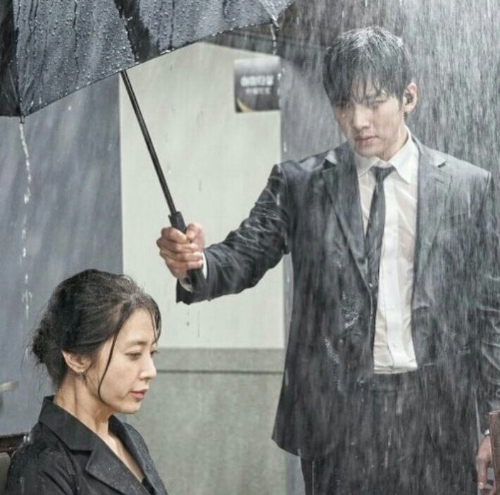 9 cảnh phim đáng nhớ nhất dưới cơn mưa trong drama Hàn