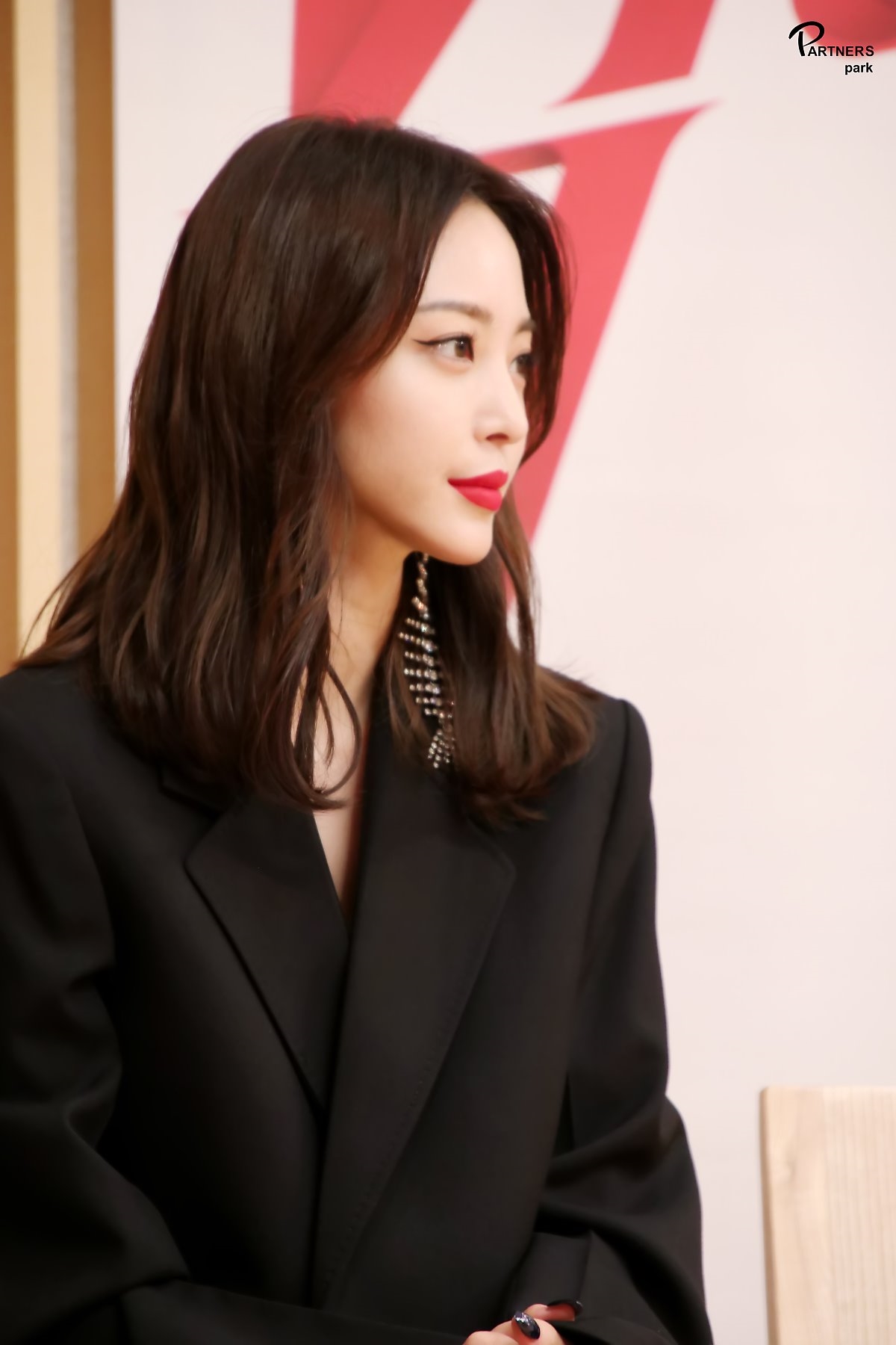 Han Ye Seul tung loạt ảnh đẹp mê người trong phim mới