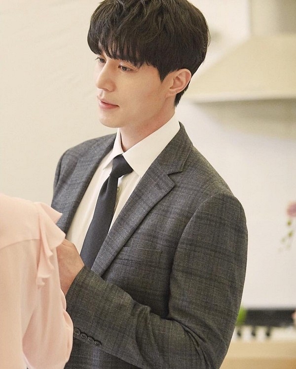 8 anh chàng bạn trai hoàn hảo như mơ trong drama Hàn