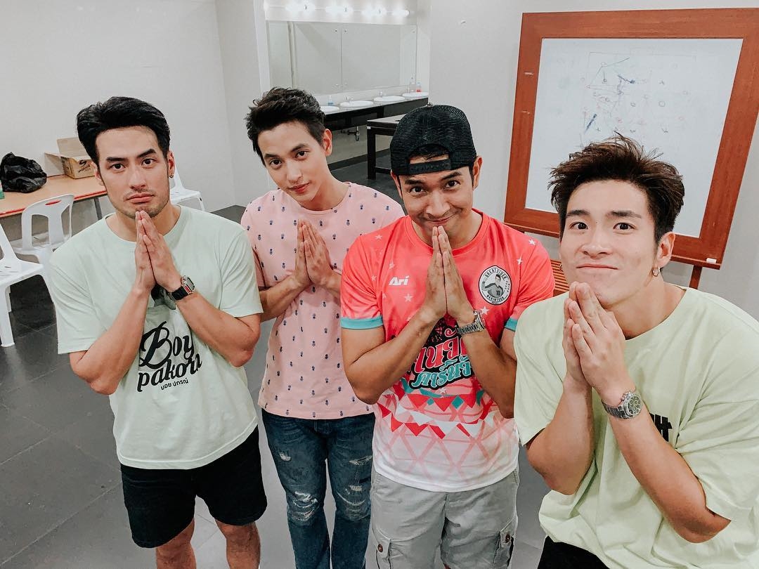 Nine Naphat gia nhập hội bạn thân lầy lội của James Jirayu