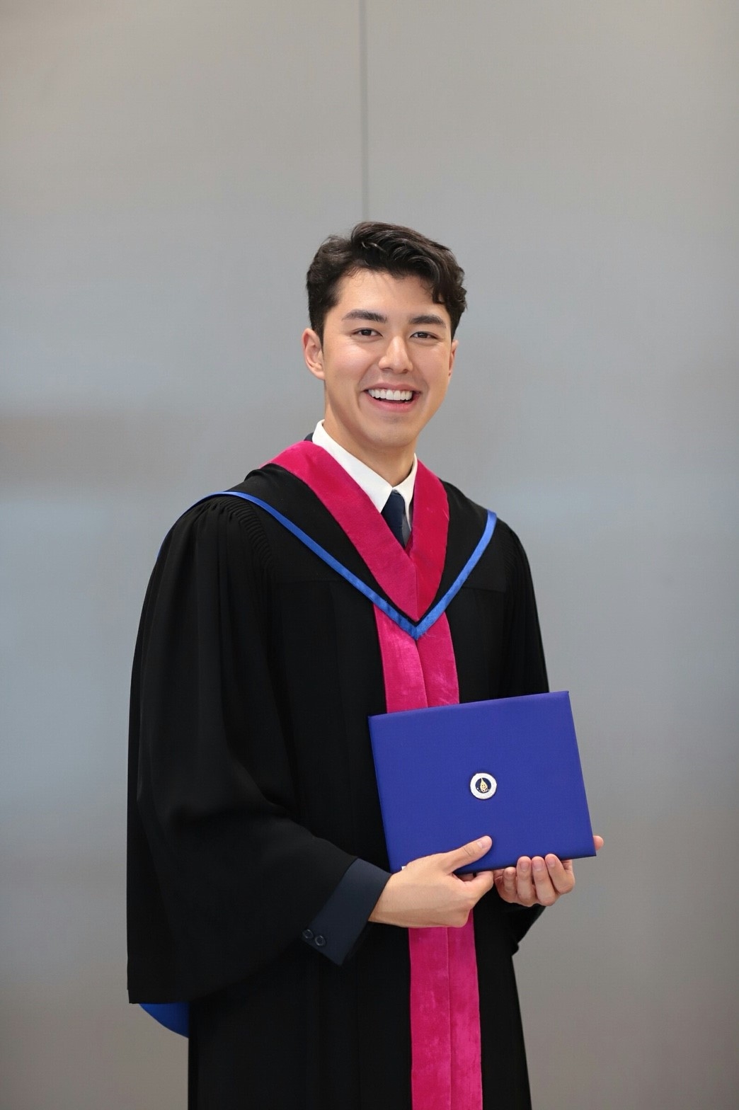 Nine Naphat gia nhập hội bạn thân lầy lội của James Jirayu