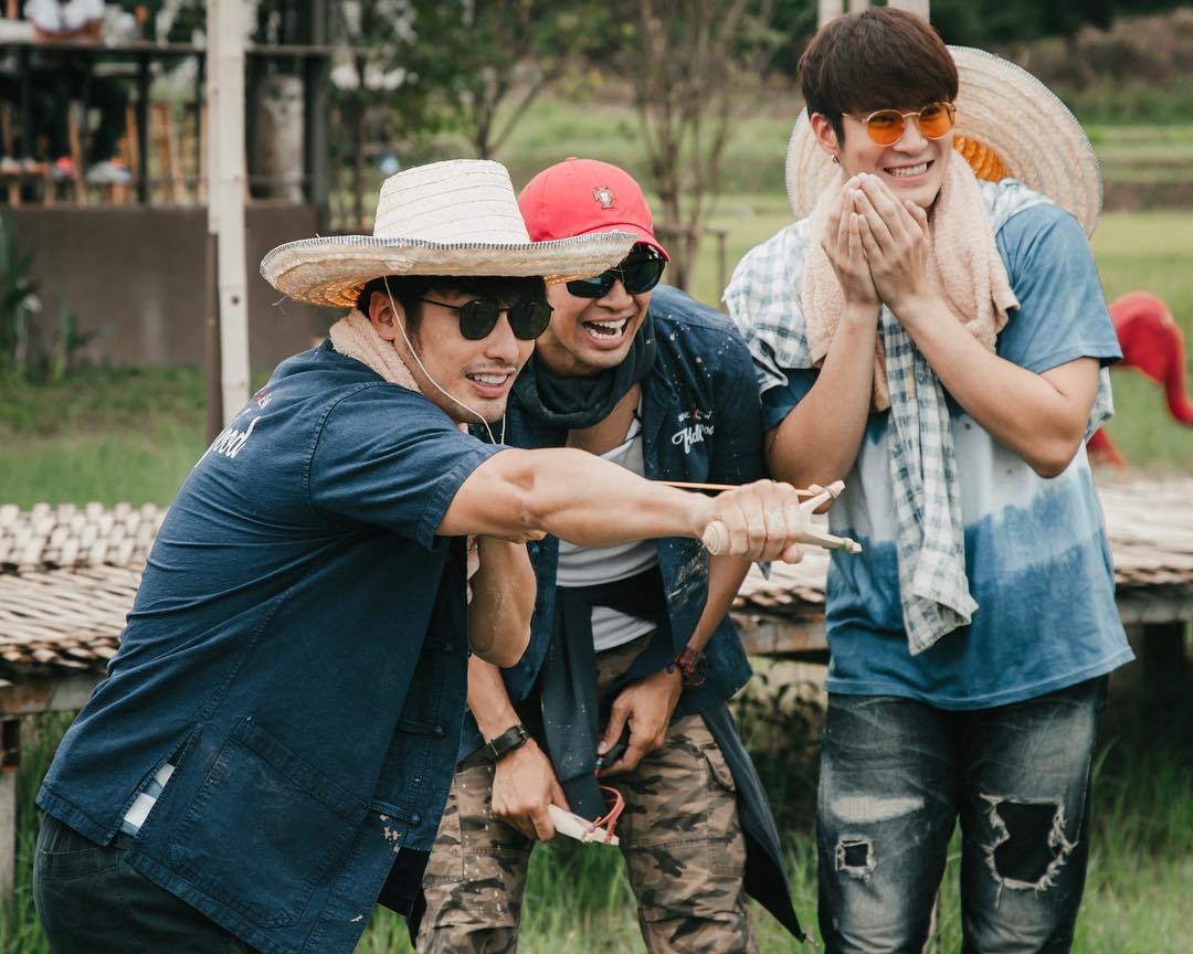 Nine Naphat gia nhập hội bạn thân lầy lội của James Jirayu