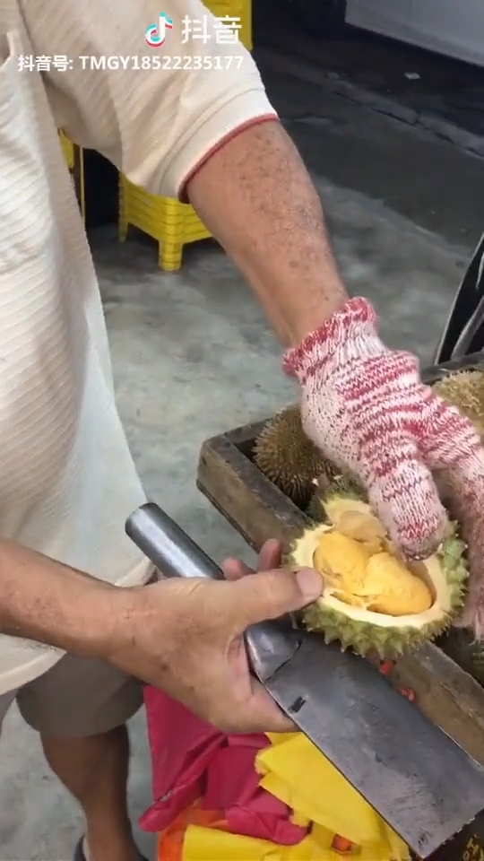 Clip hot gây bão mạng 23/03: Những tình huống éo le hài hước