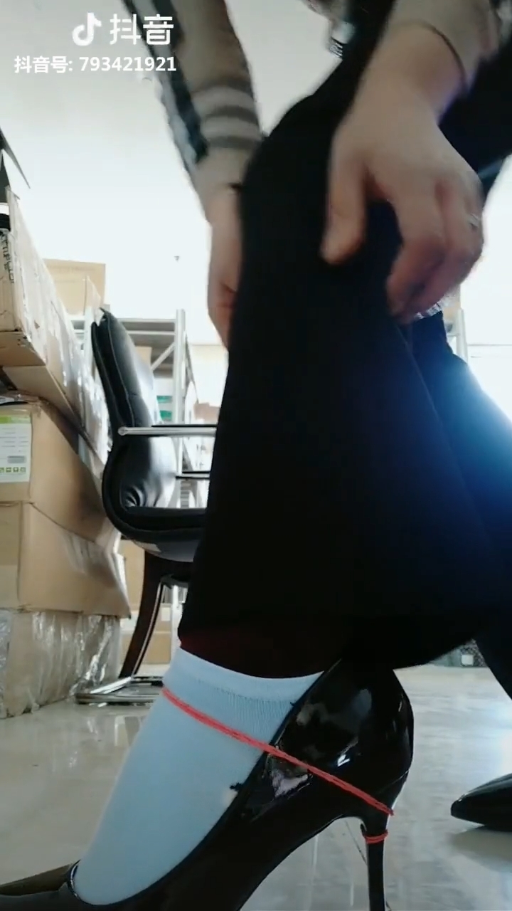 Clip hot gây bão mạng 25/3: Khi các ông chồng trổ tài làm việc nội trợ