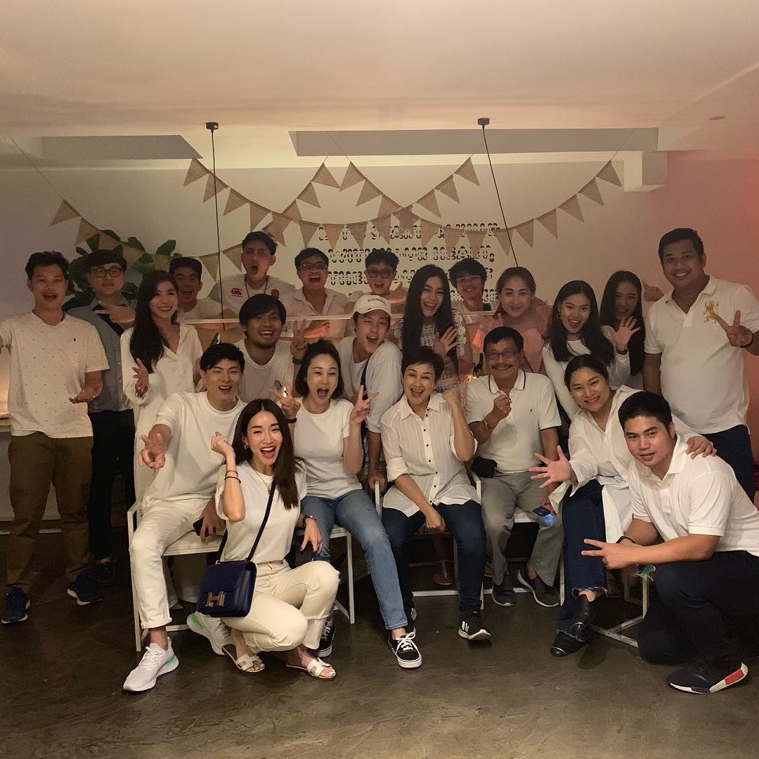 Những món quà sinh nhật ngọt ngào, lãng mạn nhất của sao Thái