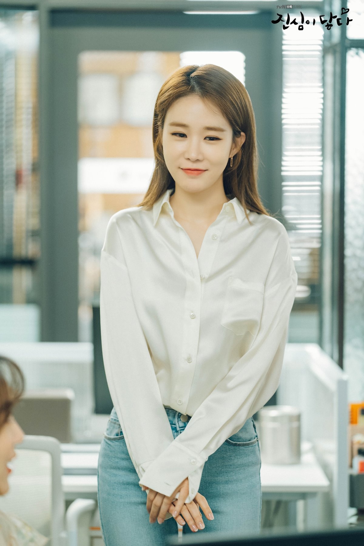 'Touch Your Heart' đi đến đoạn cuối, YG tung bộ ảnh Yoo In Na