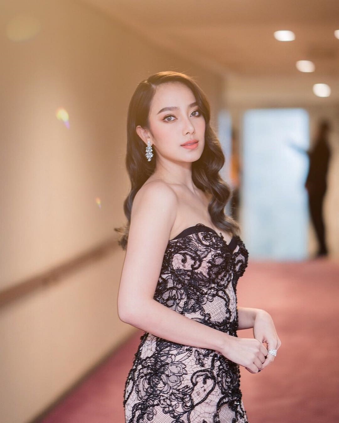 Loạt biệt danh “cây nhà lá vườn” độc đáo của dàn sao Thái
