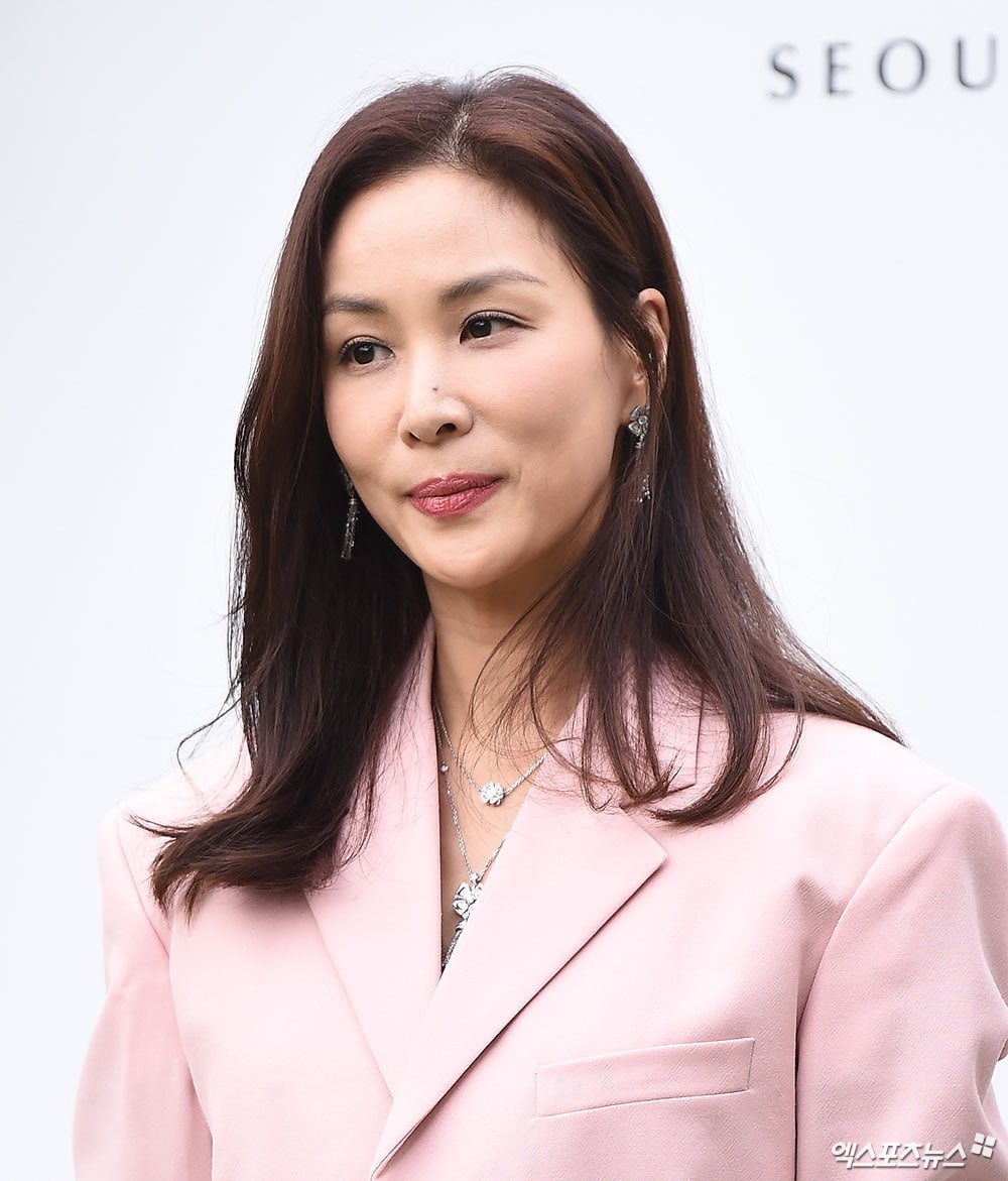 Dàn sao đình đám xứ Hàn đi dự đám cưới nữ diễn viên Lee Jung Hyun