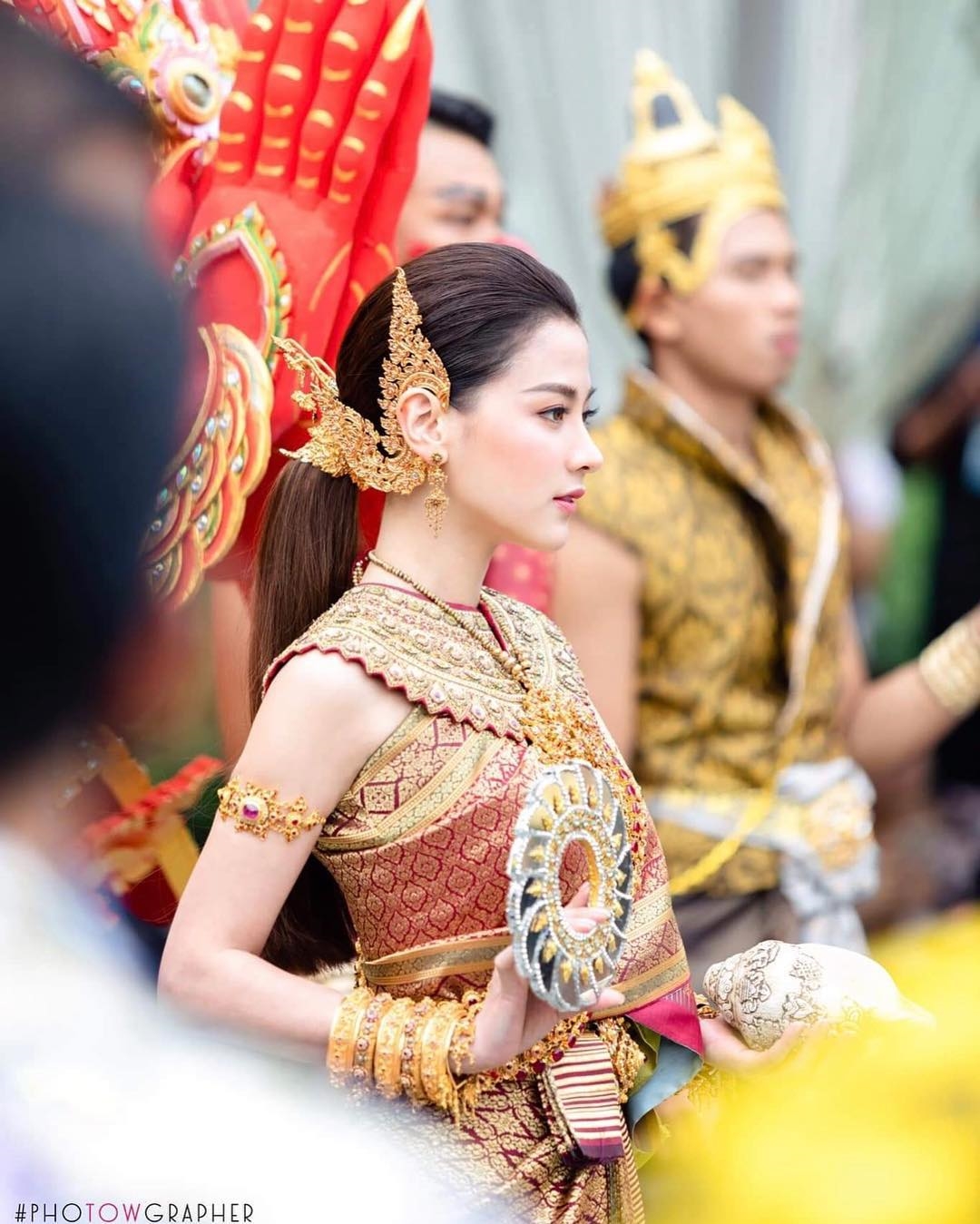 Loạt mỹ nhân Thái lộng lẫy trong tạo hình 'Nữ thần Songkran' 2019
