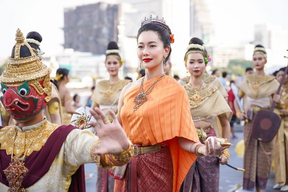 Loạt mỹ nhân Thái lộng lẫy trong tạo hình 'Nữ thần Songkran' 2019