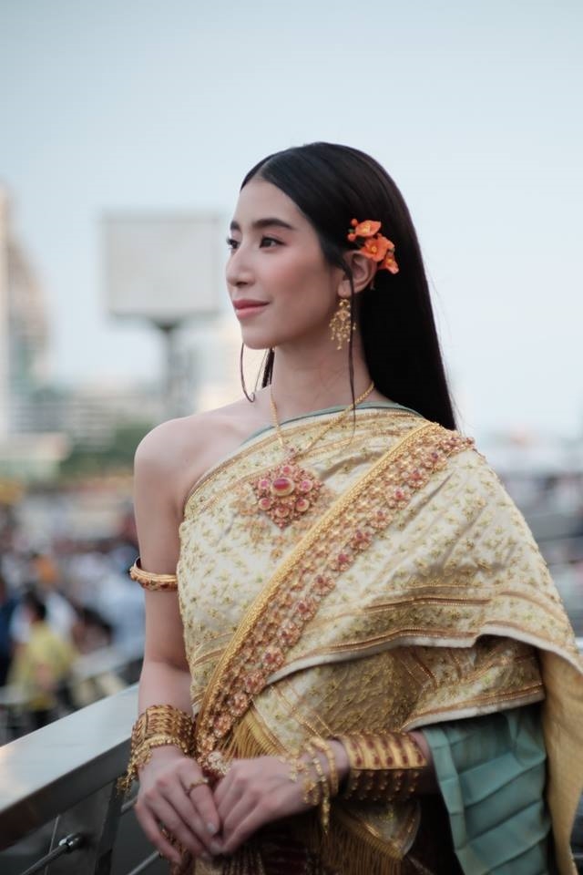 Loạt mỹ nhân Thái lộng lẫy trong tạo hình 'Nữ thần Songkran' 2019