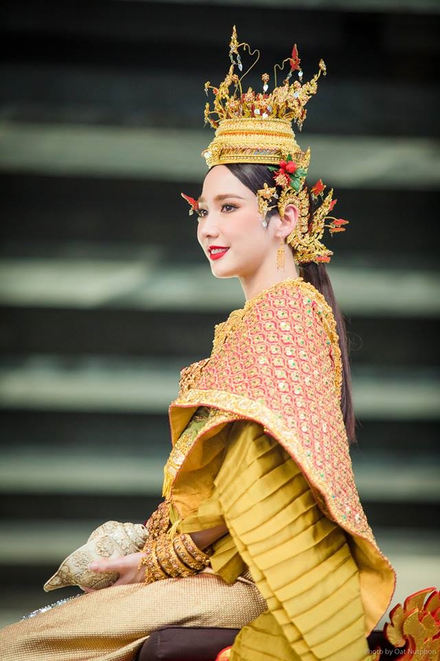Loạt mỹ nhân Thái lộng lẫy trong tạo hình 'Nữ thần Songkran' 2019