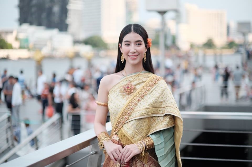 Loạt mỹ nhân Thái lộng lẫy trong tạo hình 'Nữ thần Songkran' 2019