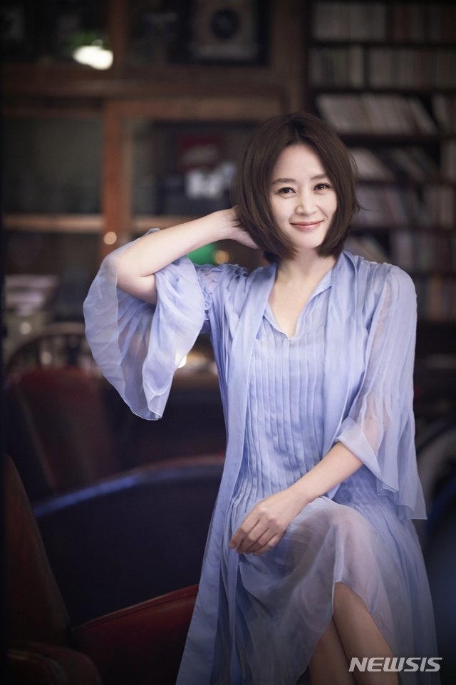 Loạt ảnh “khi xưa ta bé” của các “tường thành nhan sắc' Hàn Quốc