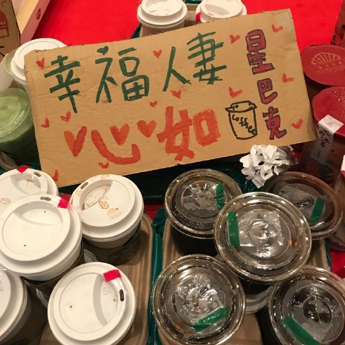 Lâm Tâm Như lại gây bão khi đến phim trường thăm Hoắc Kiến Hoa