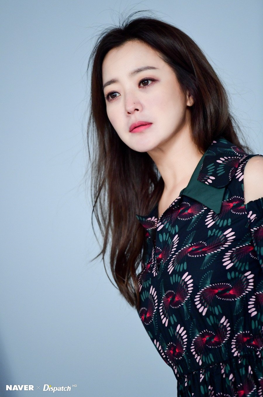 Điểm danh loạt siêu phẩm đã lướt qua sự nghiệp nữ thần Kim Hee Sun